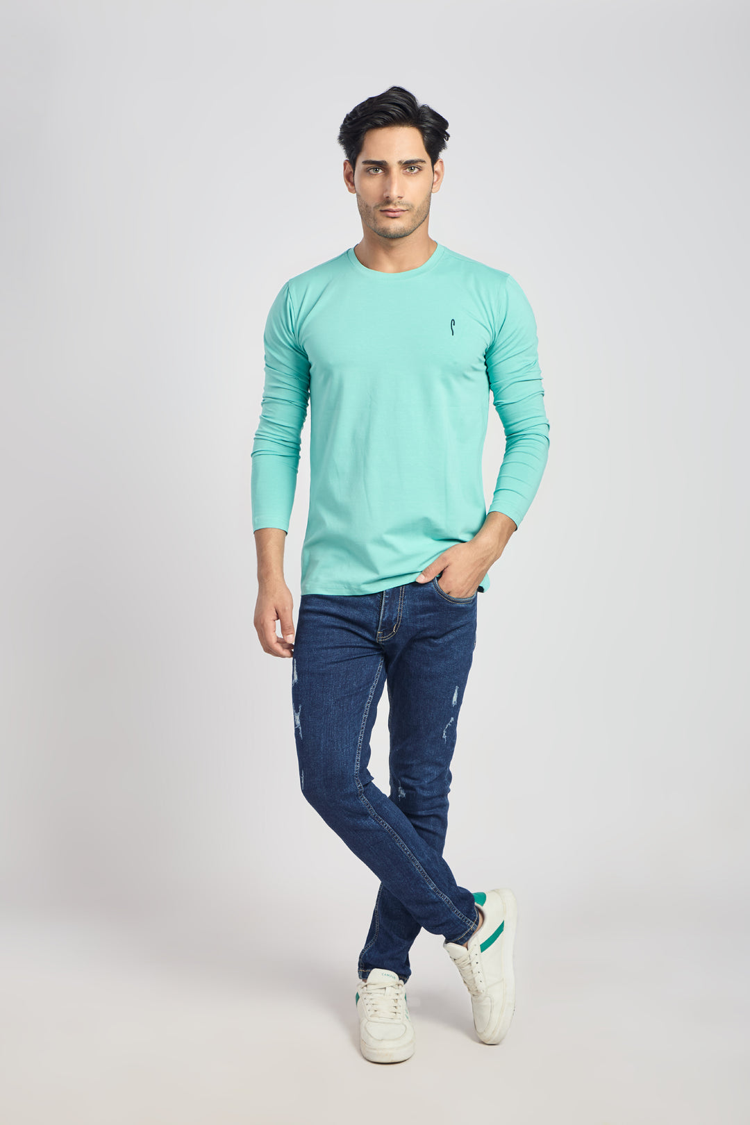 Round Neck 4 Way Lycra Fabric