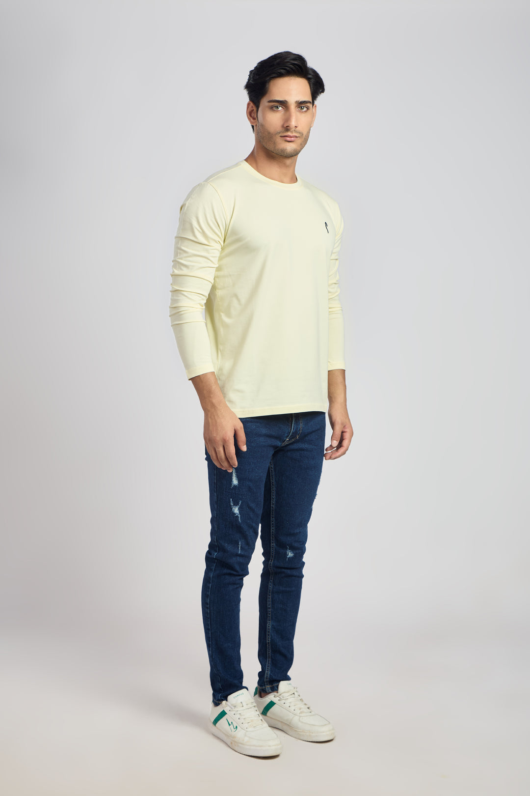 Round Neck 4 Way Lycra Fabric