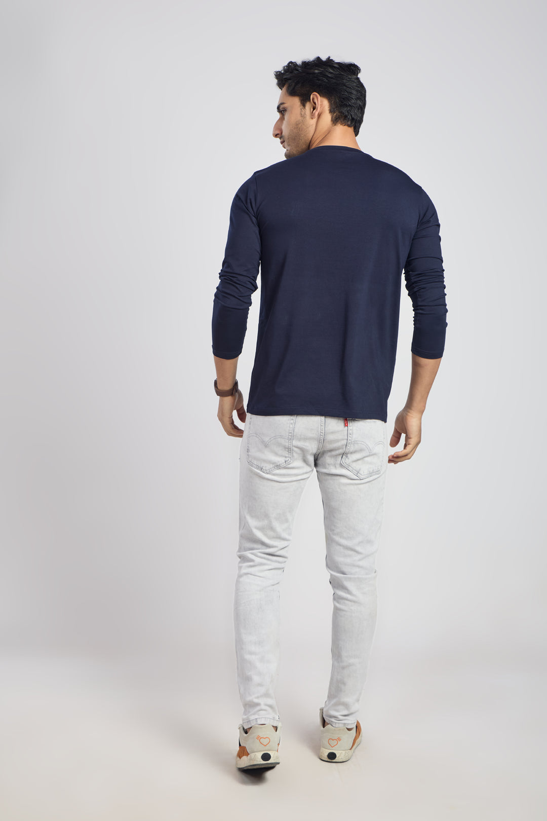 Round Neck 4 Way Lycra Fabric